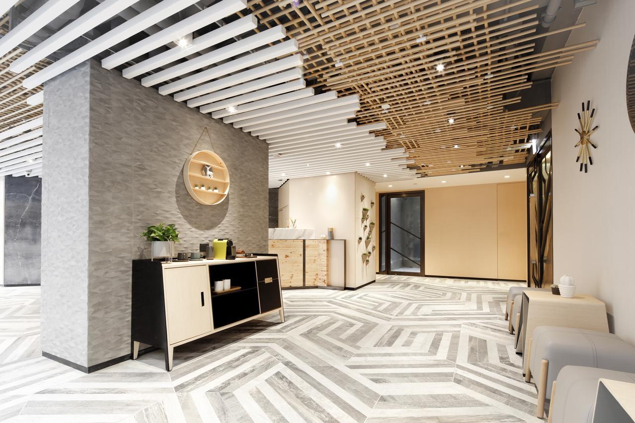 Hotel Ease Access Tsuen Wan Hong Kong Exterior foto