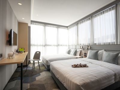 Hotel Ease Access Tsuen Wan Hong Kong Exterior foto